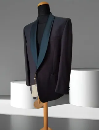 Abito sartoriale sciallato nero