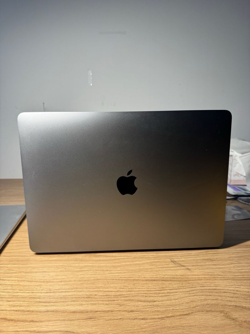MacBook Air 13 2018 i5 8GB RAM 128GB SSD afbeelding 2