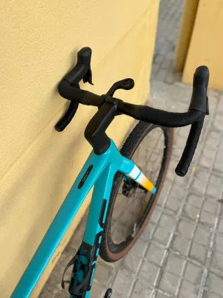 Bicicleta Gravel BMC Carbono