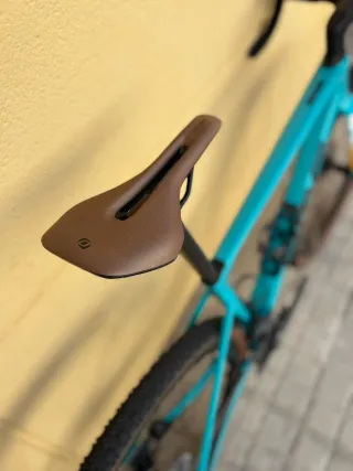 Bicicleta Gravel BMC Carbono