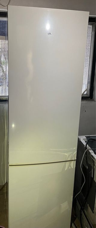Frigorífico blanco hay que venir a recogerlo