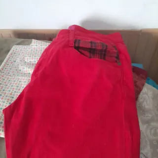 Pantalones rojos con cuadros el capote