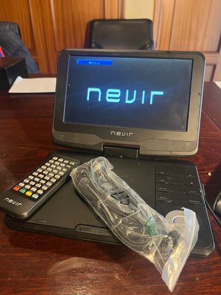 Reproductor DVD Portátil Nevir