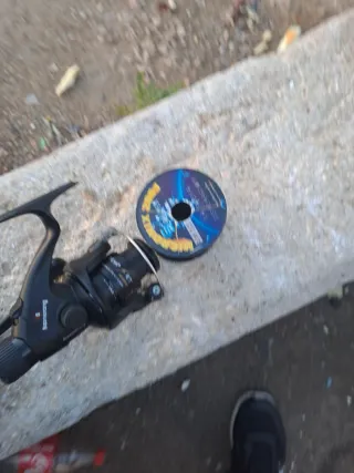 Carrete de pesca TENAX 225 azul. Lote tres carrete