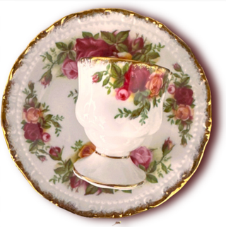 4 Hueveras + Platos Royal Albert Old Country Roses