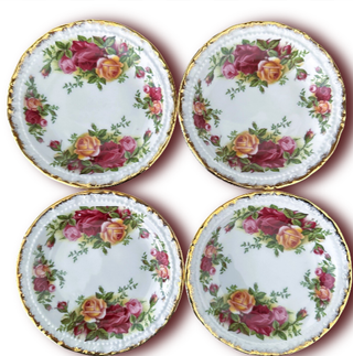 4 Hueveras + Platos Royal Albert Old Country Roses