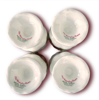 4 Hueveras + Platos Royal Albert Old Country Roses