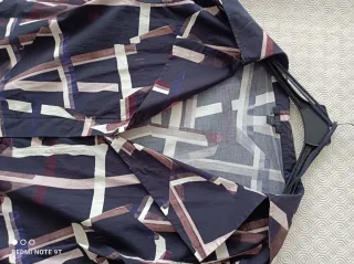 Chaqueta ligera estampada