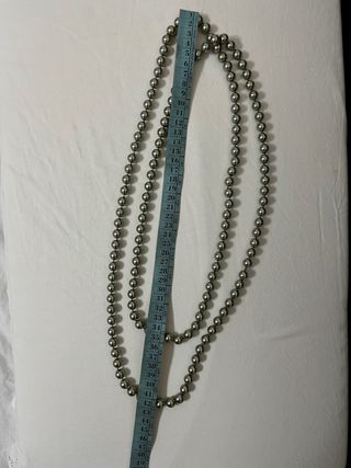 Collana perle grigie