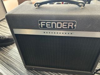 Fender Bassbreaker 07 Amplificador Guitarra