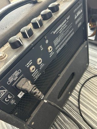 Fender Bassbreaker 07 Amplificador Guitarra