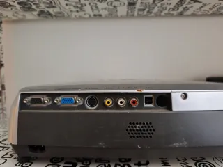 2 Proyectores BenQ y Epson VGA