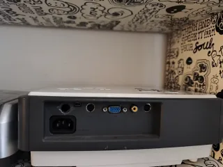 2 Proyectores BenQ y Epson VGA