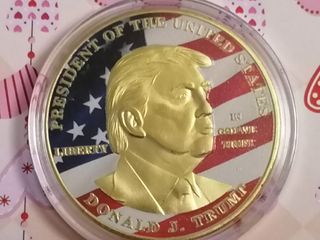 Moneda Donald Trump President of the United States