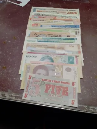 Lote Billetes Extranjeros Varios Países