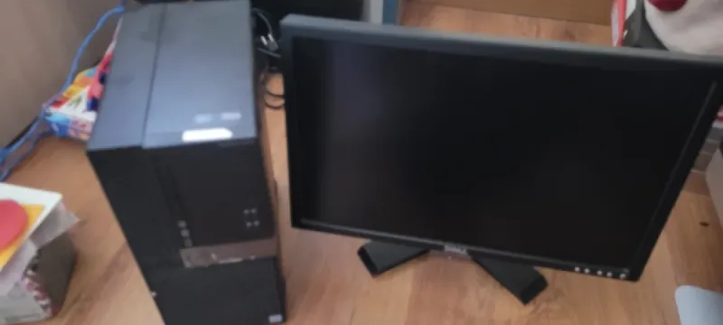 Ordenador Dell CPU y Monitor Negro