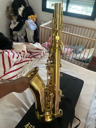 Saxofón Tenor Thomann TTS 150 con funda