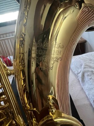Saxofón Tenor Thomann TTS 150 con funda