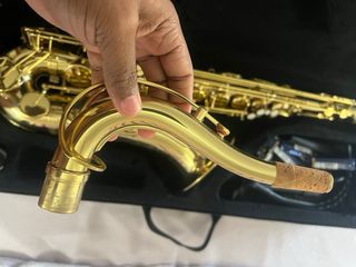 Saxofón Tenor Thomann TTS 150 con funda