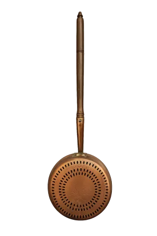 Calentador de cama antiguo de cobre