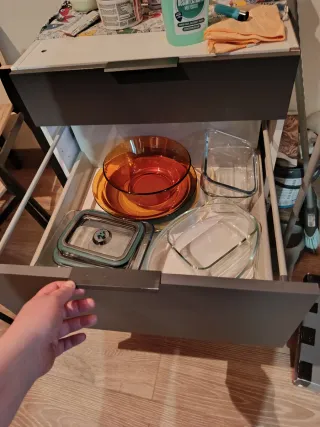 Mueble bajo cajón gris