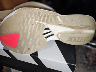 Adidas Adizero Adios Pro 4 M Talla 43.5 con placa