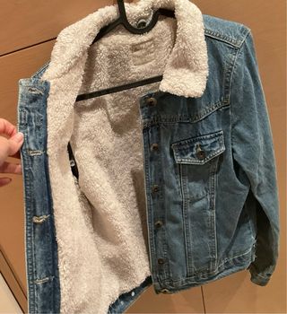 Cazadora vaquera con forro de borreguito