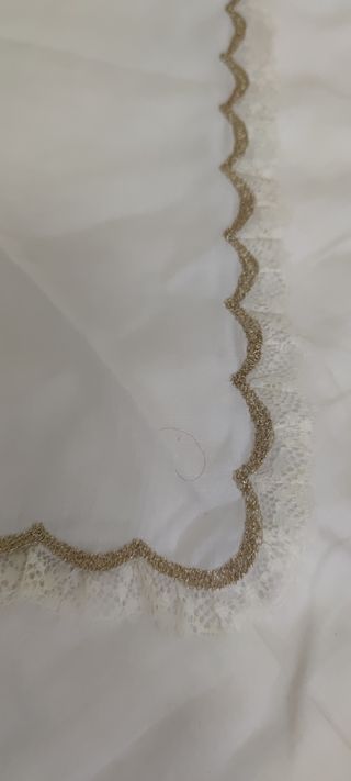 Pico de fallera liso dorado