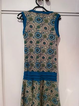 Vestido Xantik floral talla M