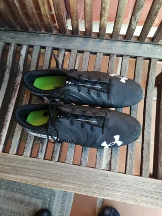 Zapatillas fútbol Under Armour negras