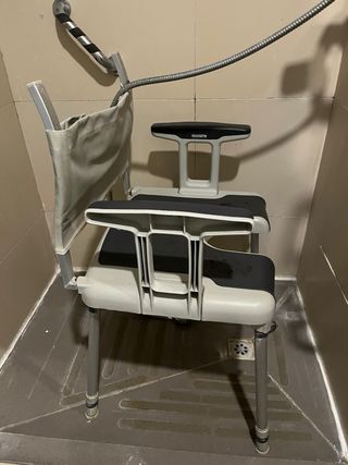 Silla de ducha para movilidad reducida