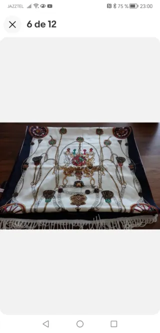 Chal de seda con flecos