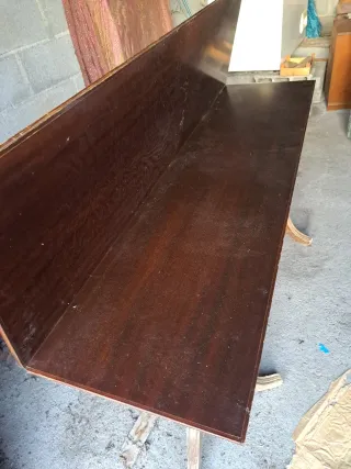 Mesa antigua de madera