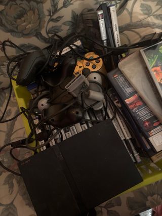 Consola PlayStation 2 Negra + Juegos