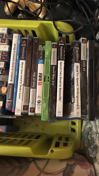 Consola PlayStation 2 Negra + Juegos