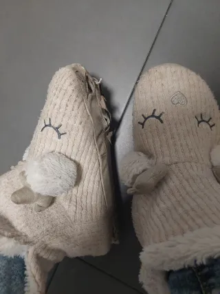 Zapatillas de casa con orejitas