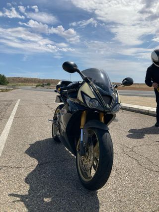 Triumph Daytona 675 Negra LEER DESCRIPCION