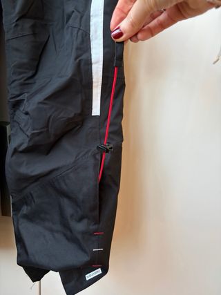 Pantalón de Nieve WEZDE Negro. Talla 8 años