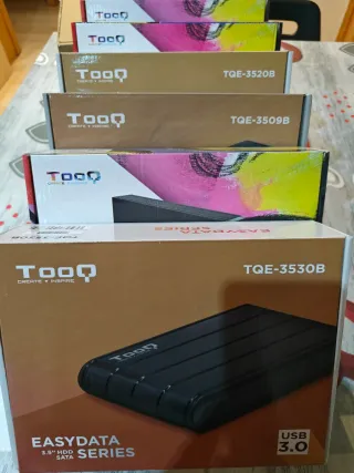 Cajas para discos duros TooQ