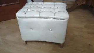 Puff baúl polipiel blanco