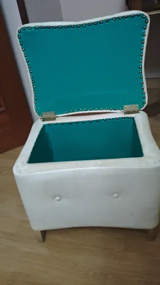 Puff baúl polipiel blanco