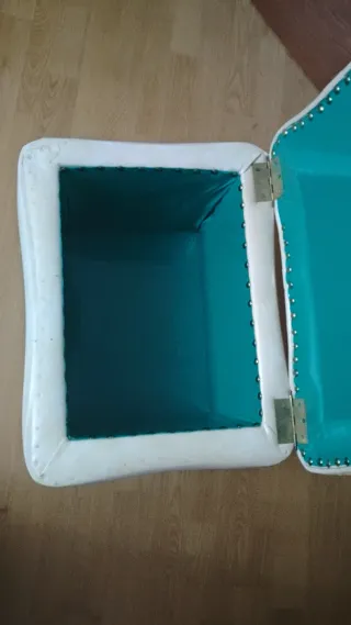 Puff baúl polipiel blanco