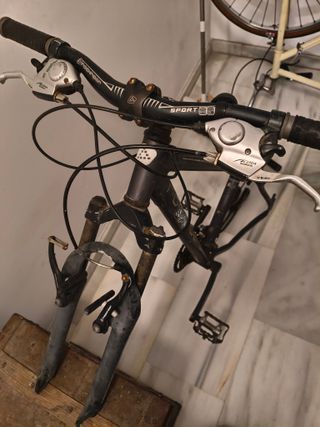 Cuadro de bicicleta con cambio Shimano