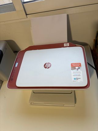 Impresora HP DeskJet 2723e Roja y Blanca