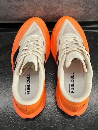 Zapatillas New Balance FuelCell Rebel v4 Talla 42