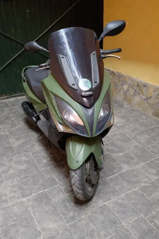 Kymco Xciting 500i R ABS Maxi