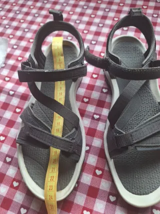 Sandalias Quechua grises