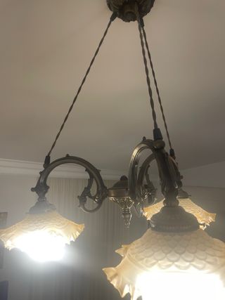 Lámpara de techo colgante de cristal y metal