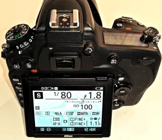 Kit Fotocamera Nikon D750 28mm SD card 14k scatti