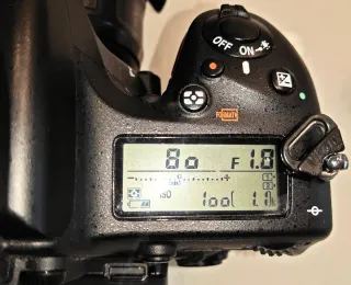 Kit Fotocamera Nikon D750 28mm SD card 14k scatti